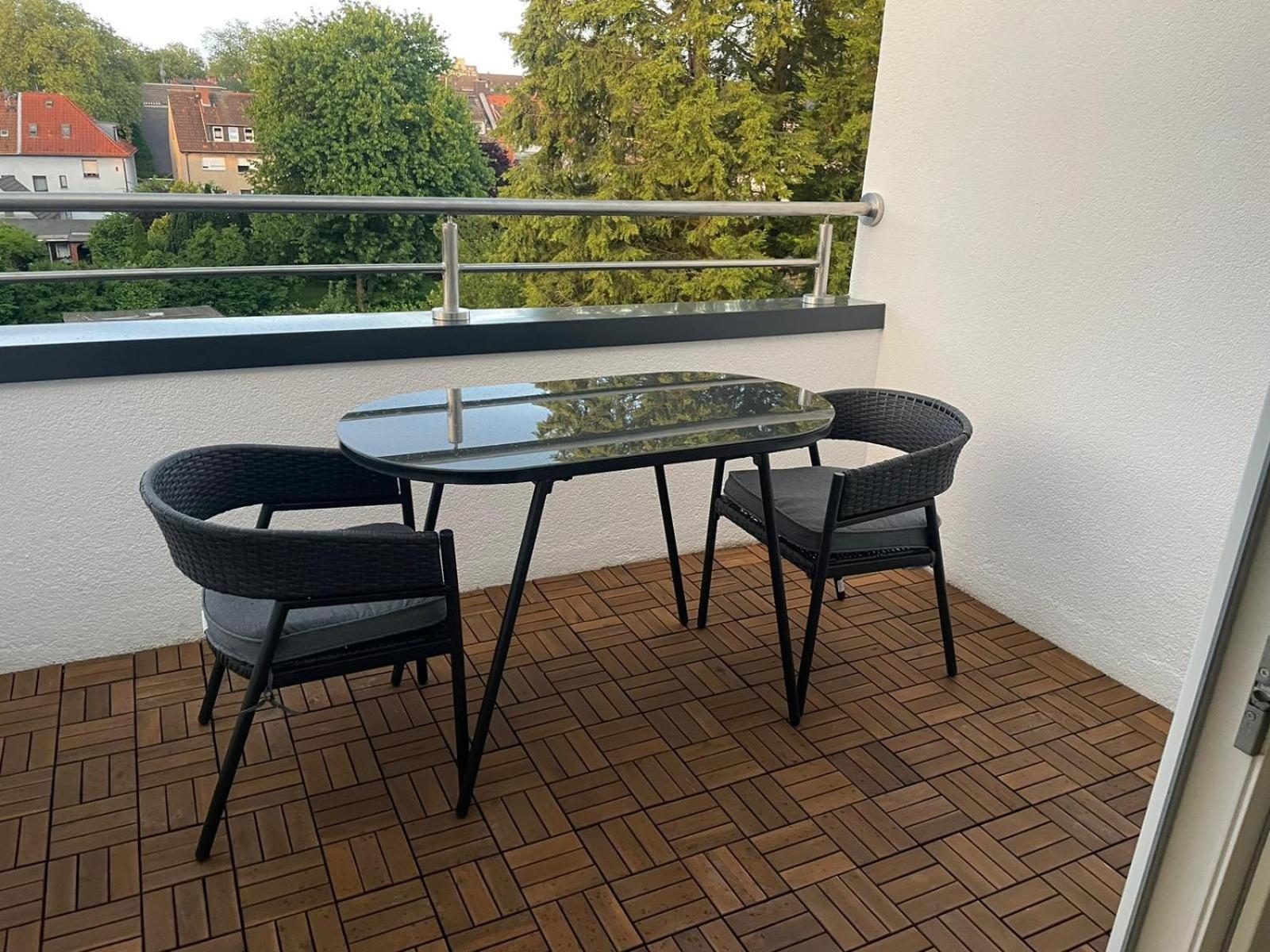 Moderne Ferienwohnung In Gelsenkirchen-Schalke Fuer 1 Bis 7 Personen Mit Terrasse, Ideal Fuer Gruppen & Stadionbesuche Kültér fotó